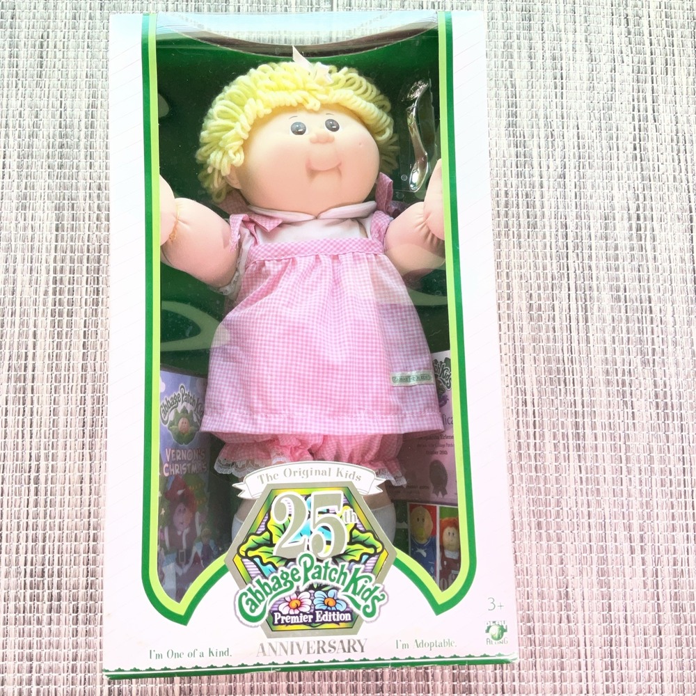 Cabbage Patch Kids 25th Anniversary Limited Edition With Spoon & Christmas DVD